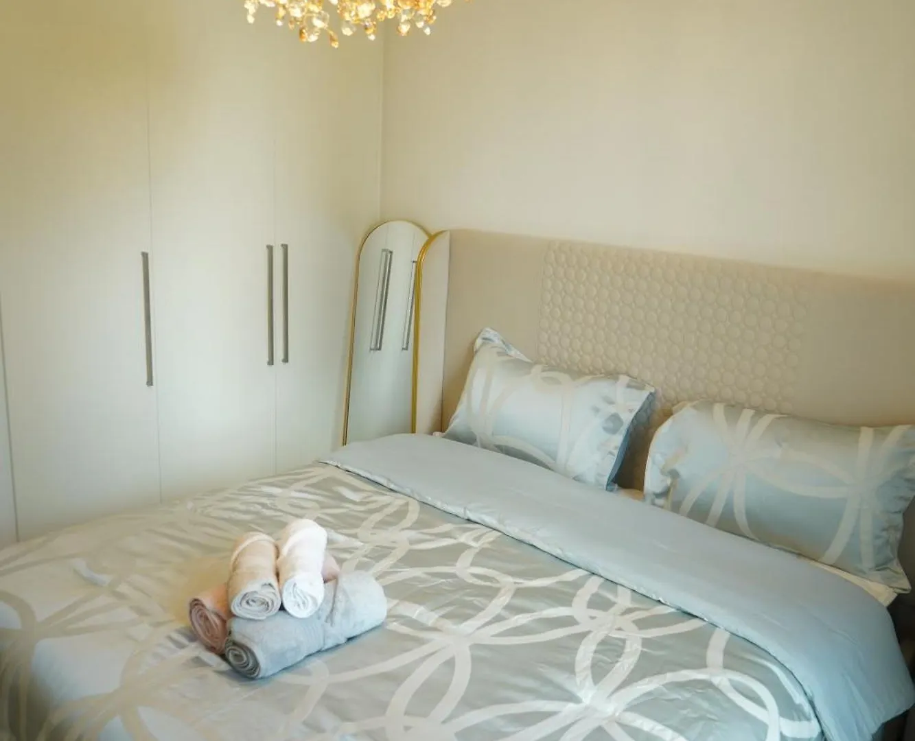 Apartment Downtown Luxury By Dubai Mall & Burj Khalifa