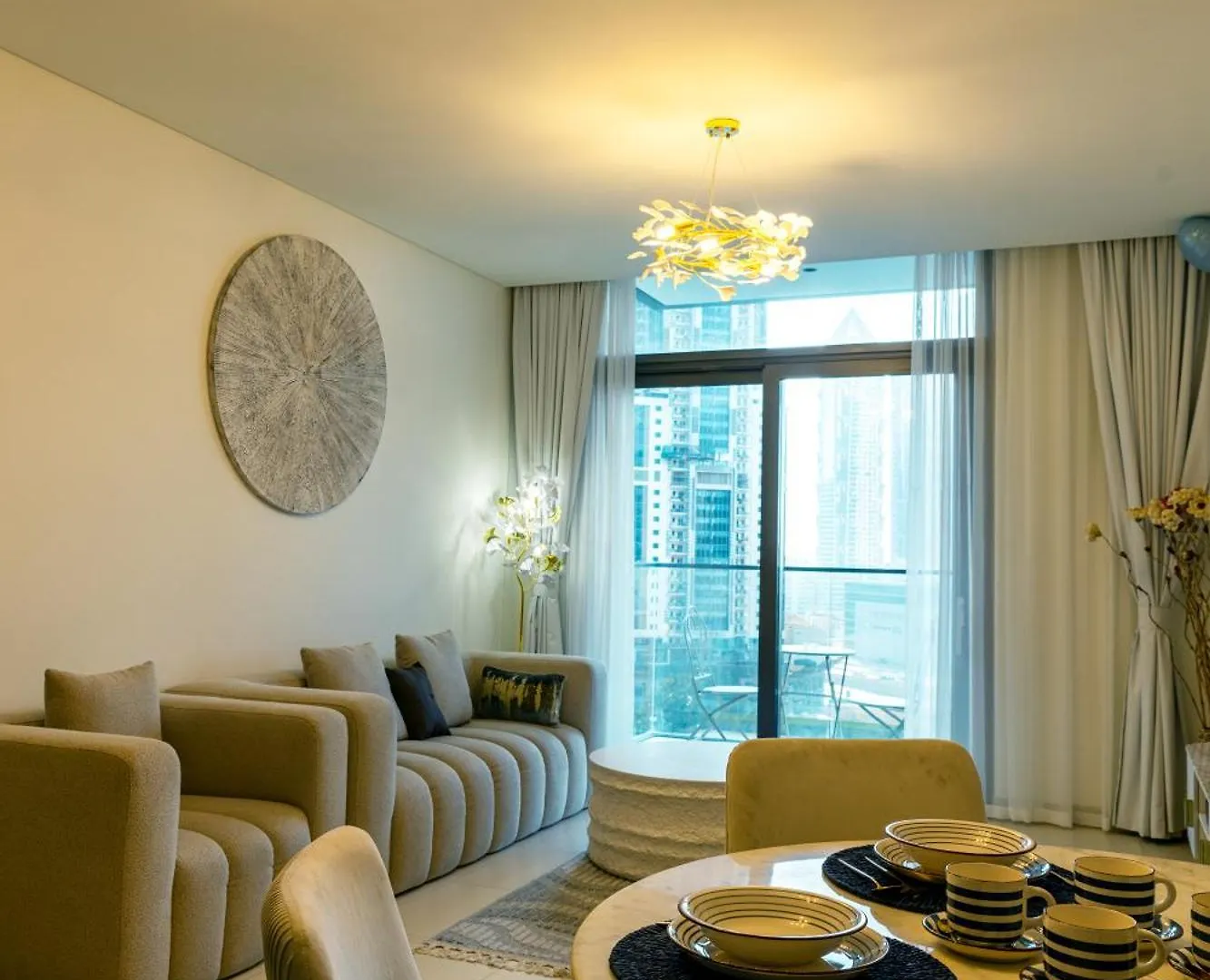 Downtown Luxury By Dubai Mall & Burj Khalifa Apartment